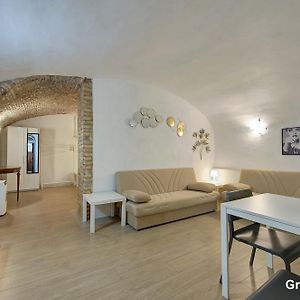Appartement met 1 Slaapkamer op de Begane Grond